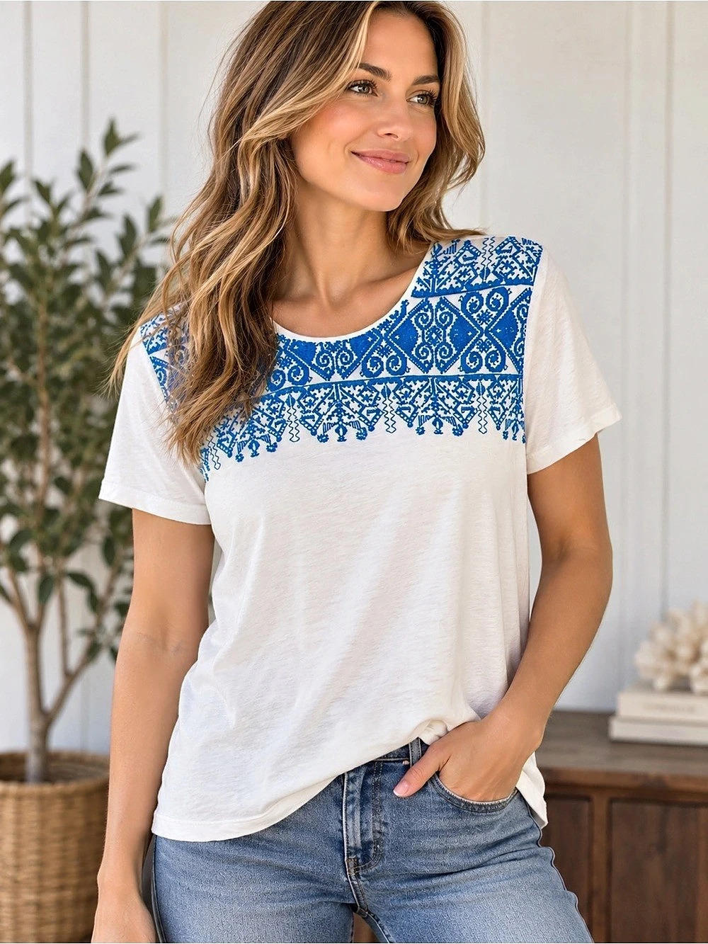 J.Crew Embroidered Short Sleeve Tee in White & Blue Size XL